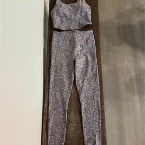 Beyond Yoga Grey Leopard High-Waist Leggings & Crop Top Set
